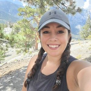 Meet your Posher, Christina